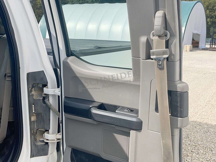 2017-ford-f150-image-37