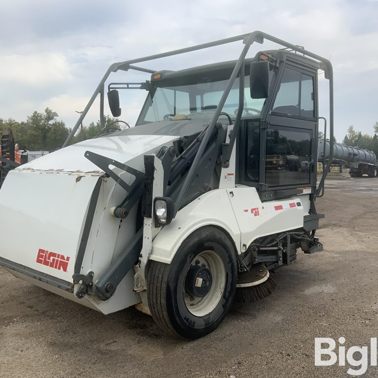 2008 ELGIN PELICAN S