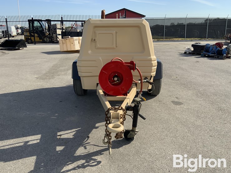 2010-ingersoll-rand-185-cfm-image-2