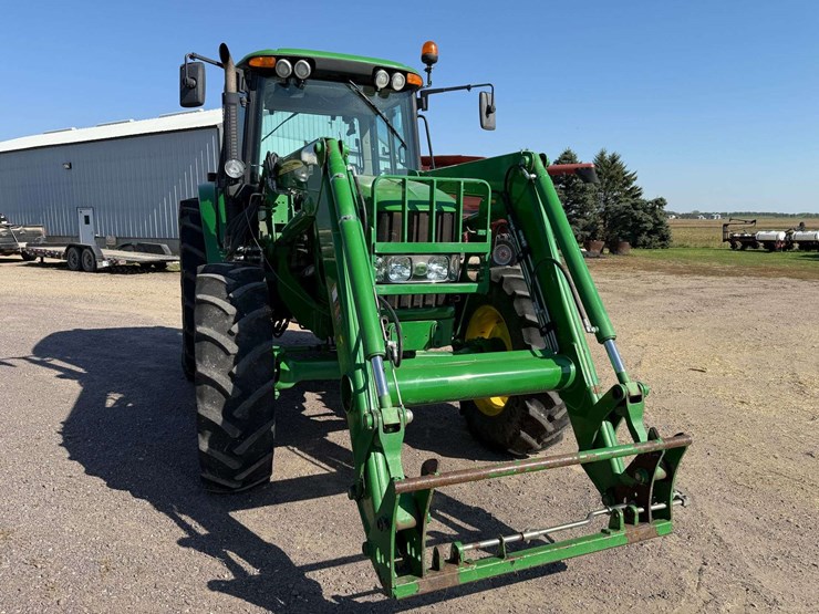 2009-john-deere-6430-premium-image-9