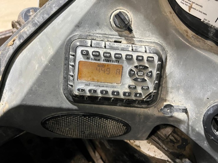 2018-bobcat-t770-image-31