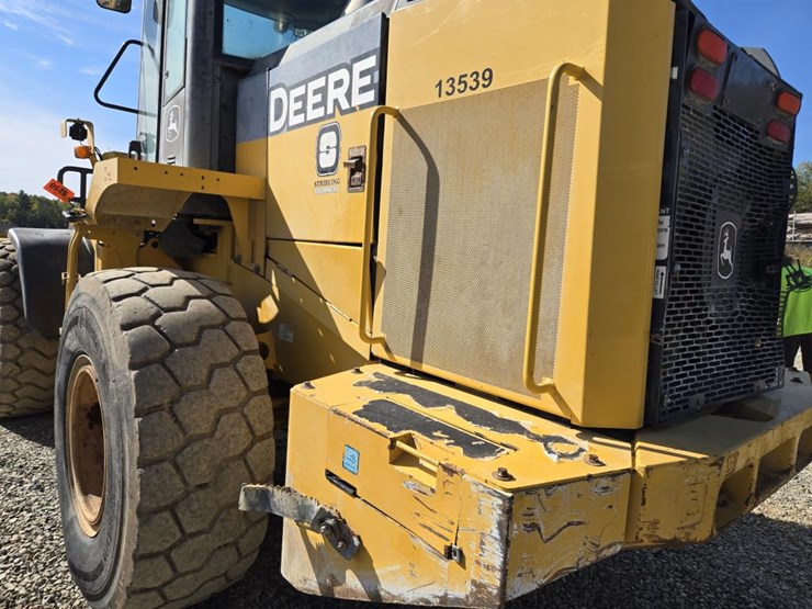 deere-624k-image-44