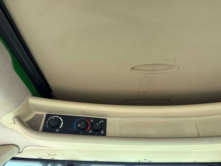 2009-john-deere-6430-premium-image-45