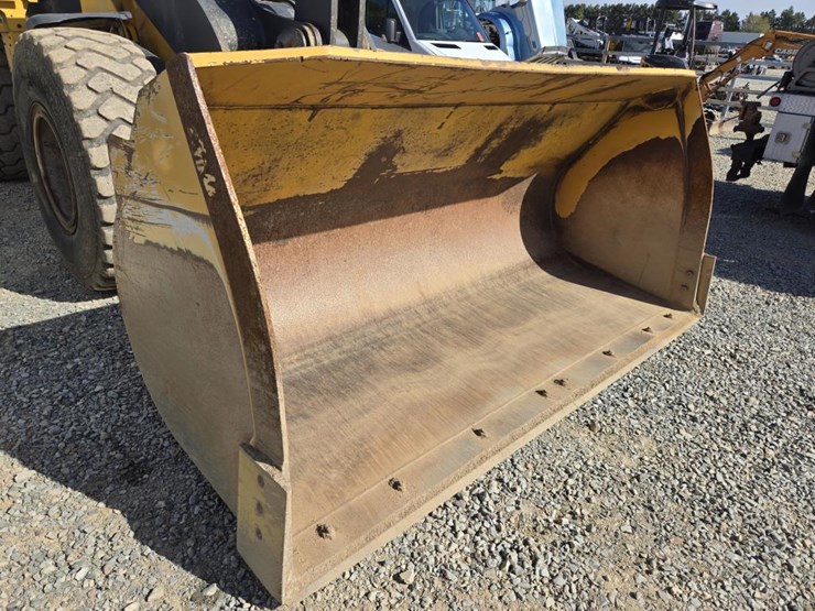 deere-624k-image-9