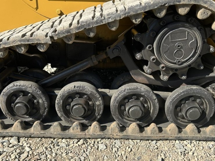caterpillar-247b3-image-65