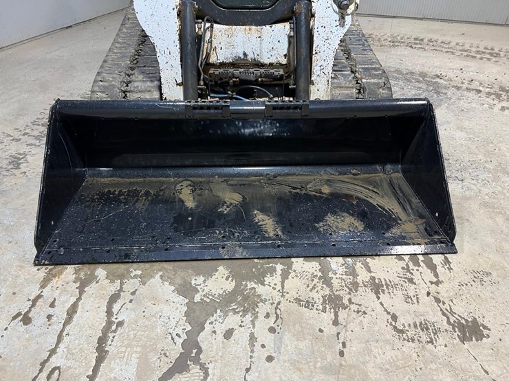 2017-bobcat-t770-image-9