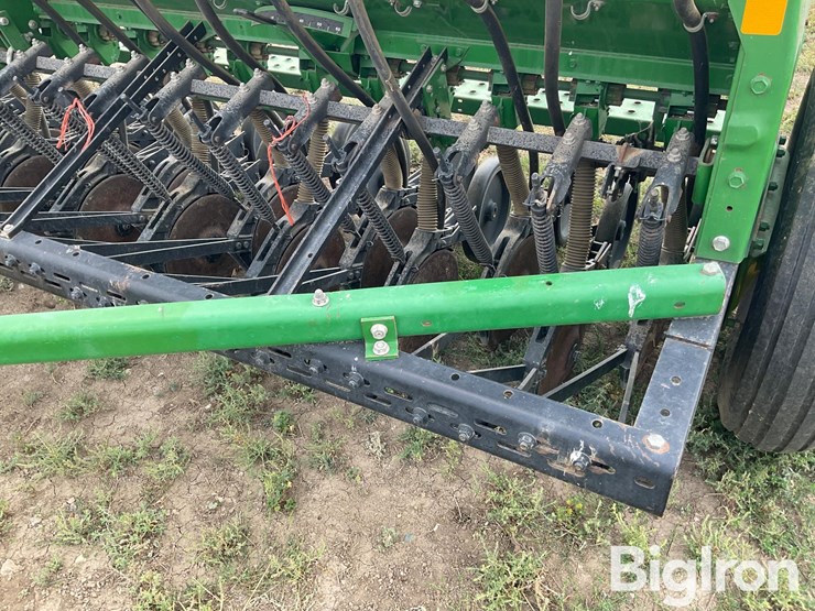 john-deere-450-image-17