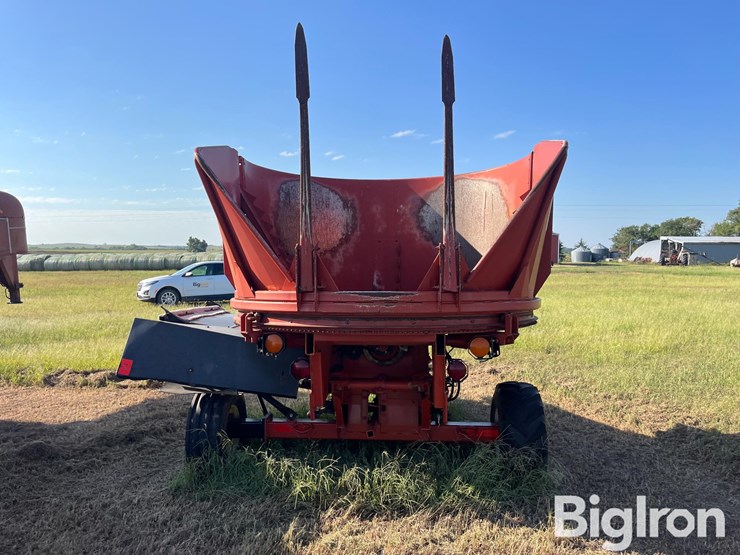 hesston-bp25-image-6