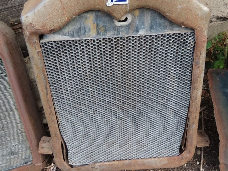 international-and-buick-radiator-group-image-4