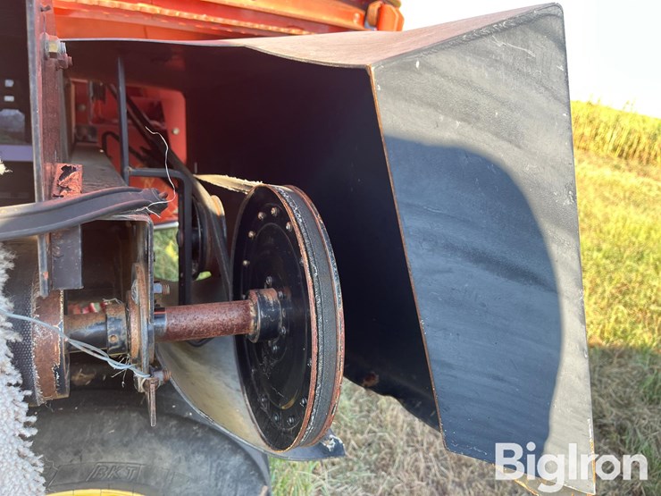 hesston-bp25-image-11