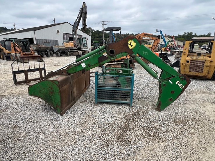 john-deere-6320-image-40