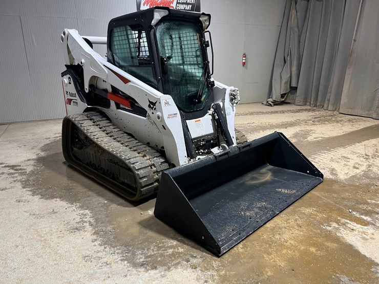 2022-bobcat-t770-image-7