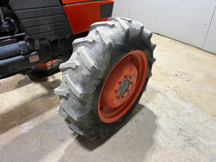kubota-m8200-image-15