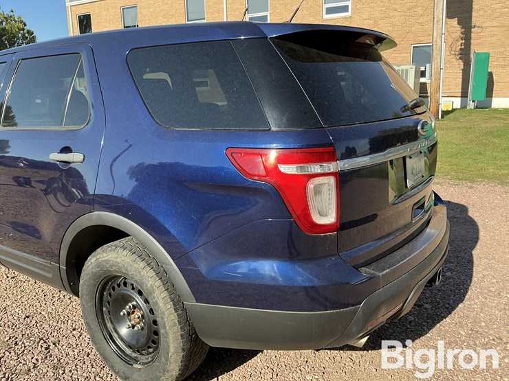 2011-ford-explorer-image-16
