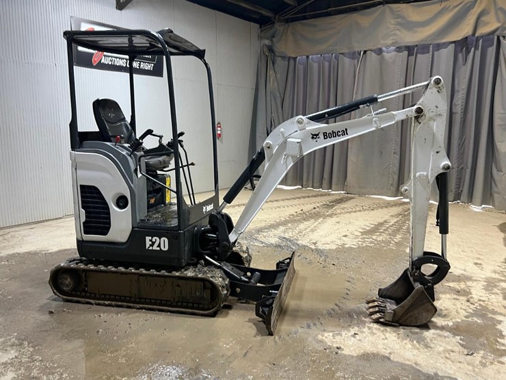 2019-bobcat-e20-image-6