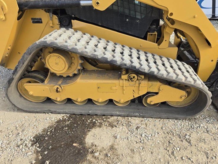 caterpillar-279d-image-50