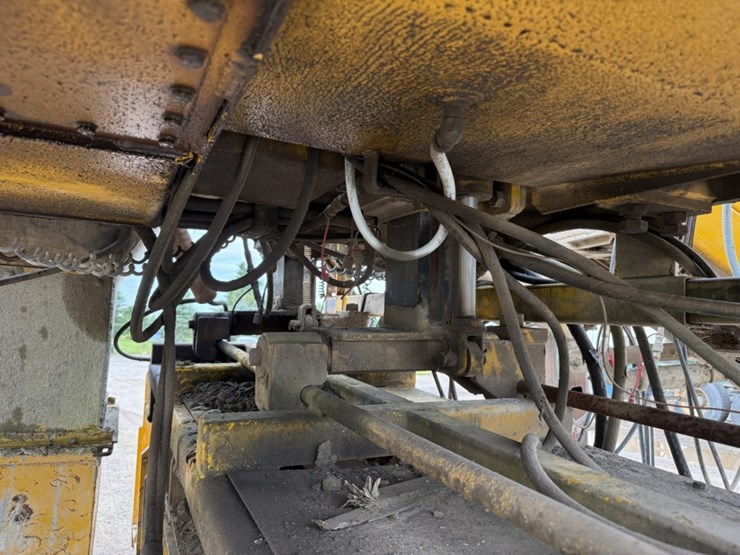#1415-•-gomaco-gt3600-curb-machine-image-76