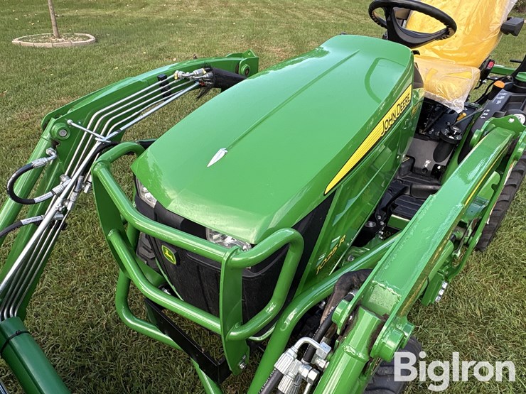 2021-john-deere-1025r-image-10