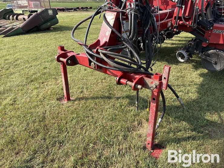 2013-case-ih-1250-image-9