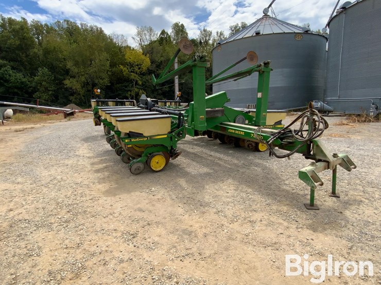 john-deere-7200-image-3
