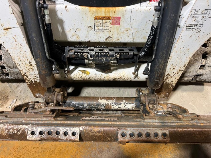 2020-bobcat-t650-image-11