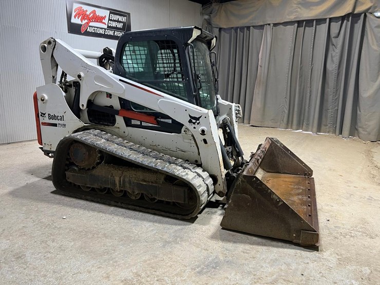 2016-bobcat-t740-image-6