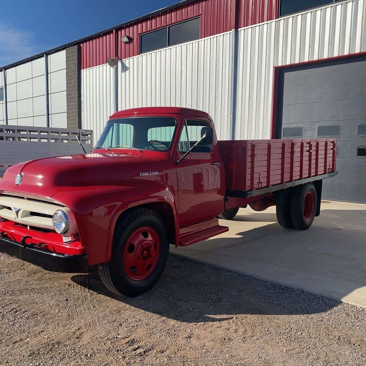 1953 FORD F600