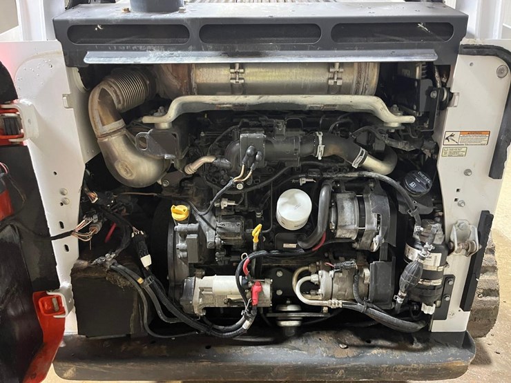 2019-bobcat-t870-image-16