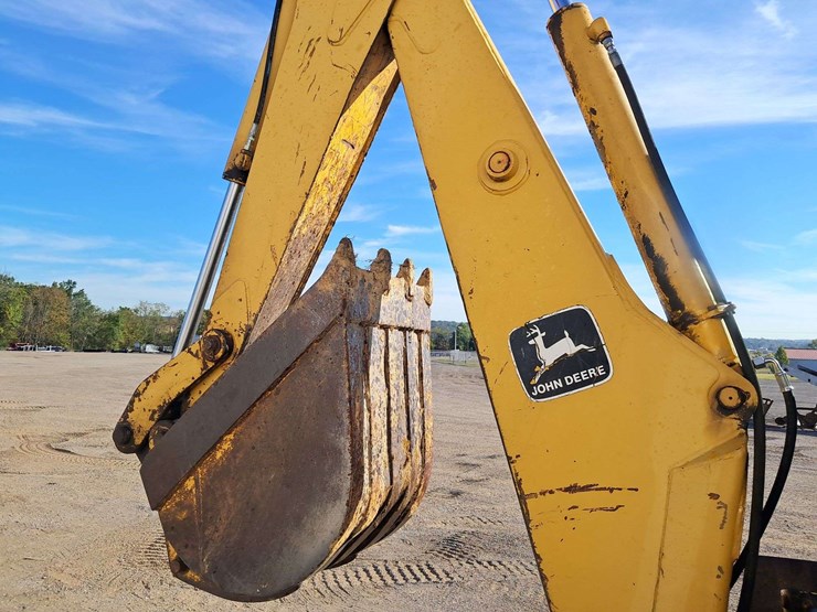 deere-310c-image-4