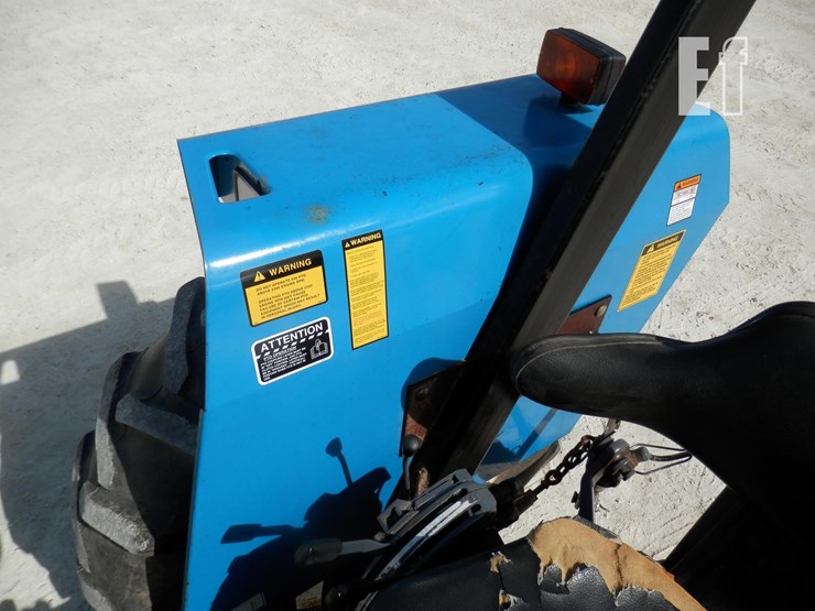 new-holland-3010-image-9