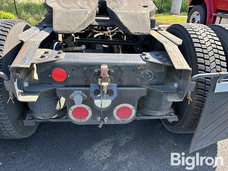 2004-caterpillar-c7-image-13