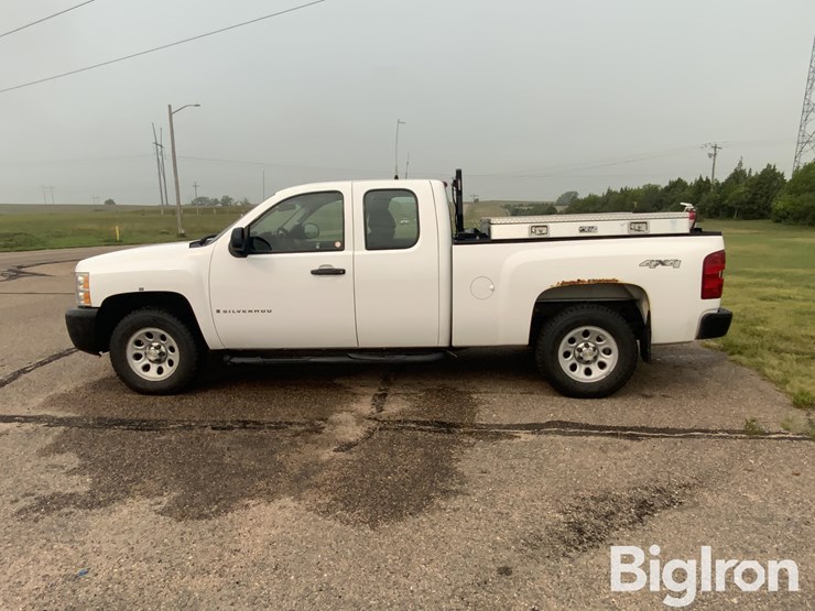 2009-chevrolet-silverado-1500-image-8