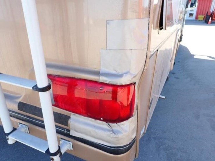 2007-big-foot-30mh26sl-26-ft-s/a-class-c-motorhome-image-91
