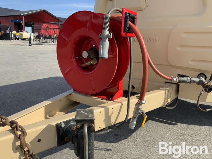 2010-ingersoll-rand-185-cfm-image-13