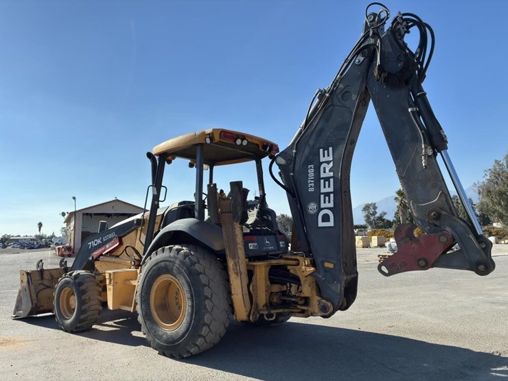 2015-deere-710k-image-4