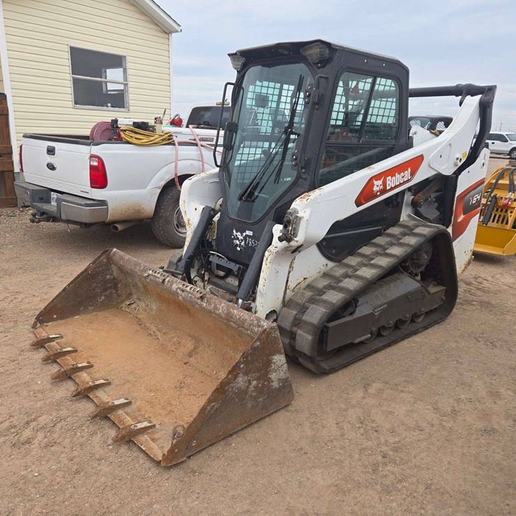 2022 BOBCAT T64