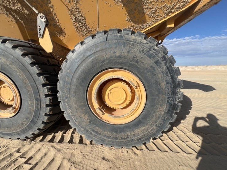 2021-volvo-a60h-image-19