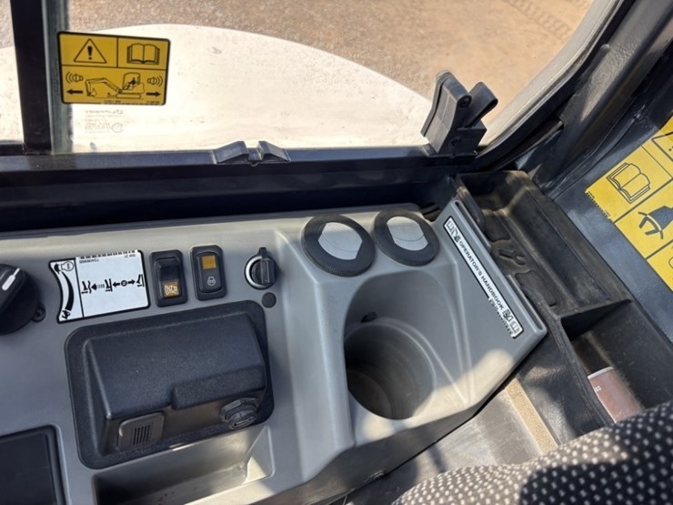 2022-bobcat-e35i-image-29