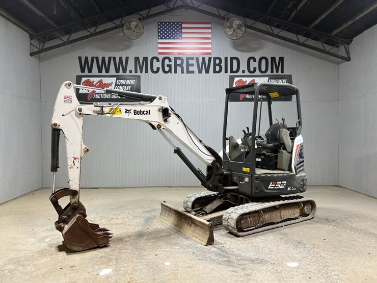 2020-bobcat-e32-image-1
