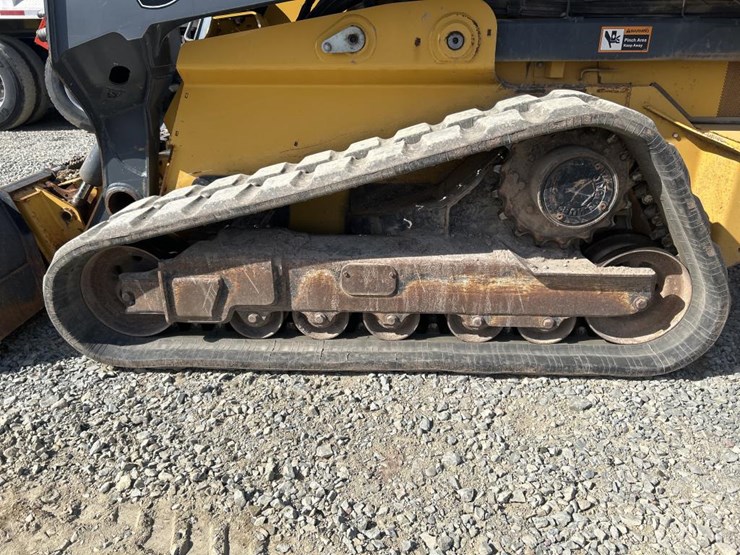 deere-333g-image-52