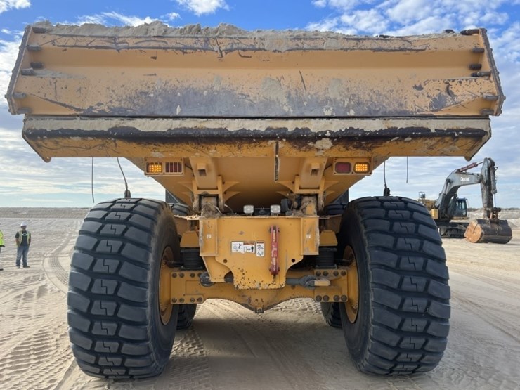 2020-volvo-a60h-image-4