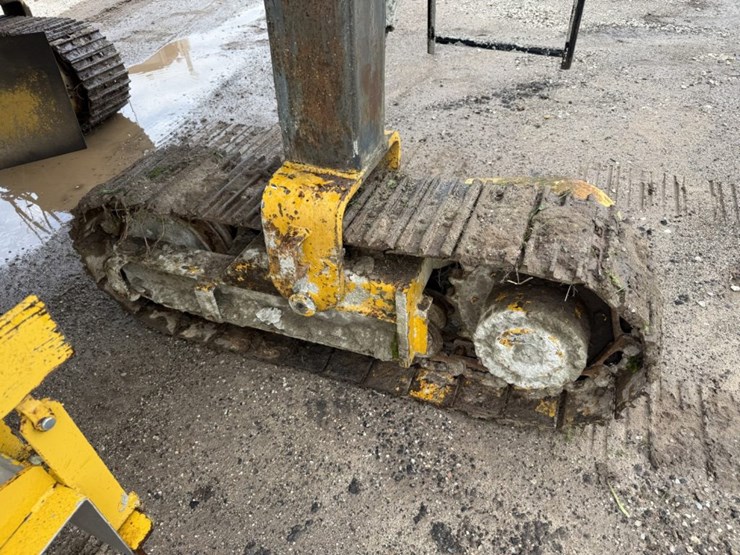 #1415-•-gomaco-gt3600-curb-machine-image-48
