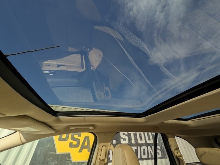 2010-ford-edge-image-37