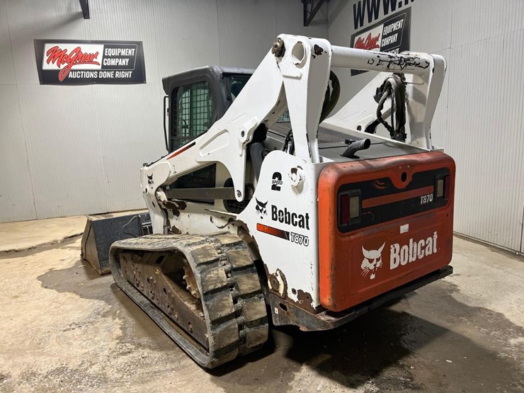 bobcat-t870-image-3