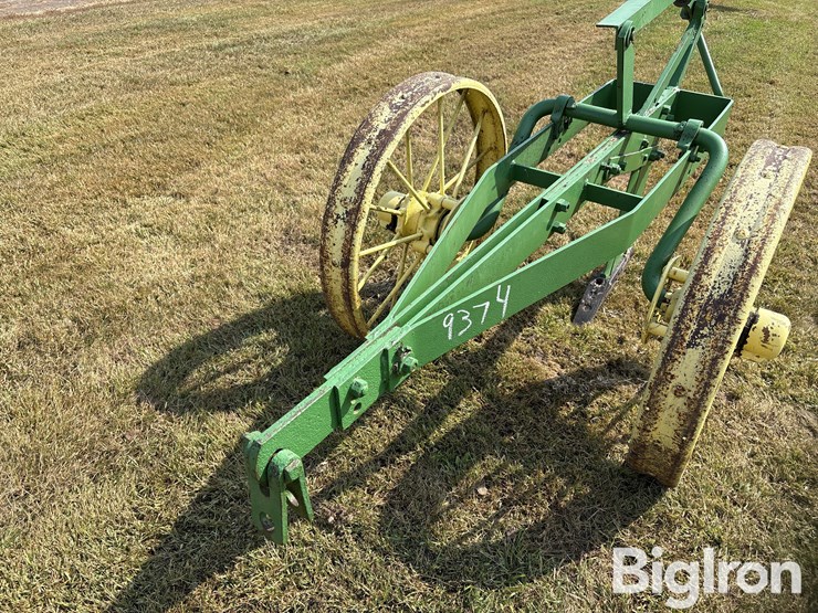 john-deere-15-image-10