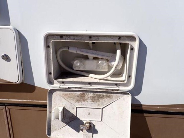 2007-big-foot-30mh26sl-26-ft-s/a-class-c-motorhome-image-98