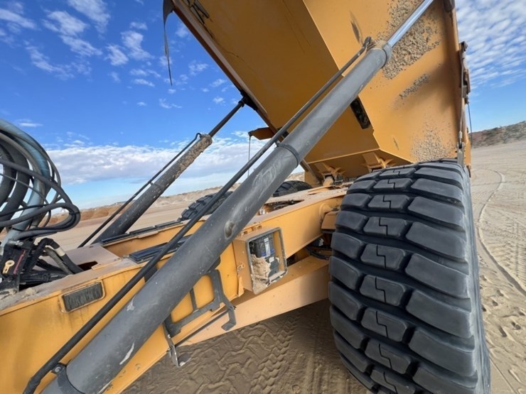 2020-volvo-a60h-image-45