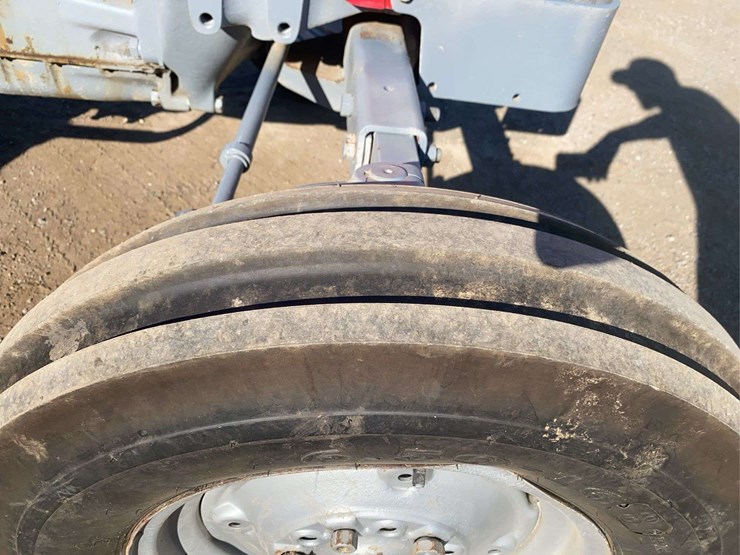 massey-ferguson-65-image-13