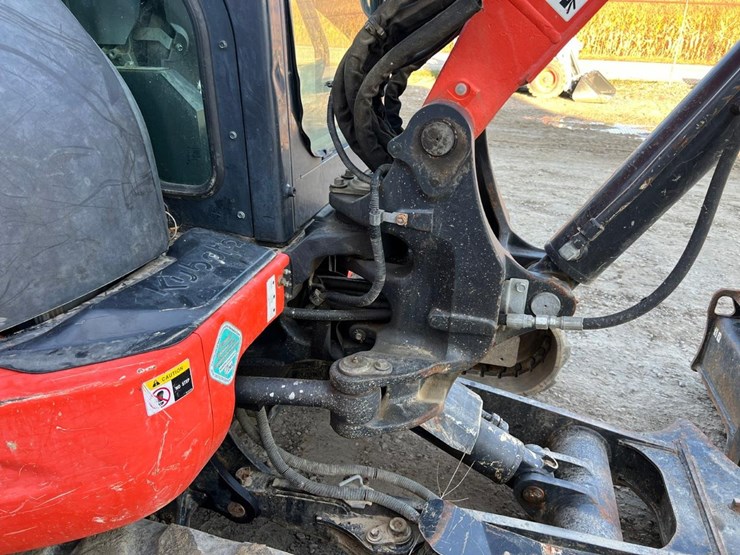 2020-kubota-kx057-4-image-26