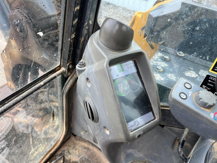 deere-85g-image-31